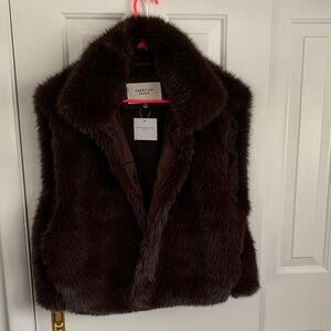 NWT American Eagle Outfitters Dark Brown Faux Fur Vest